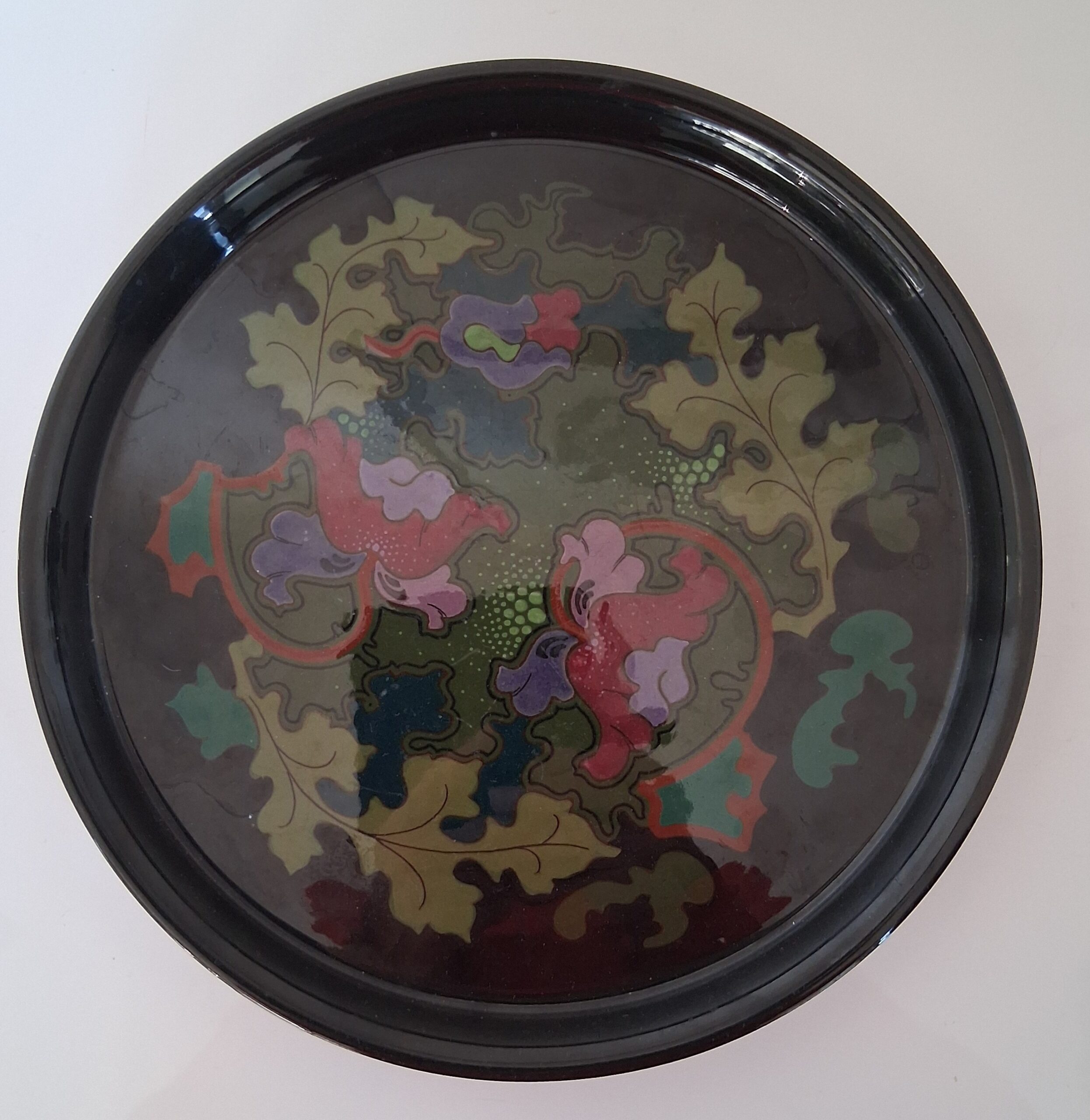 Regina Gouda Art Deco schaal met opstaan de rand – decor UNI – ca. 1926–1930